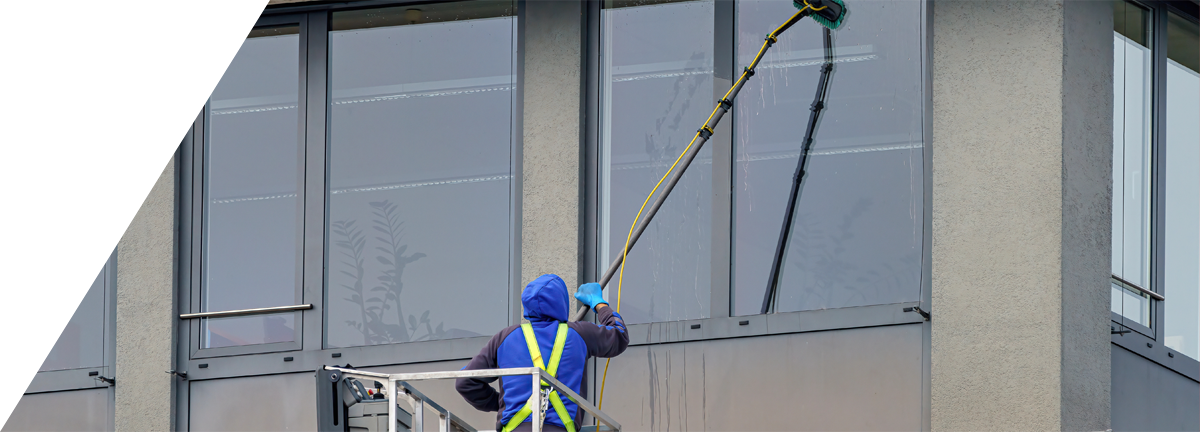 STM übernimmt die Glasreinigung professionell, gründlich und flexibel.